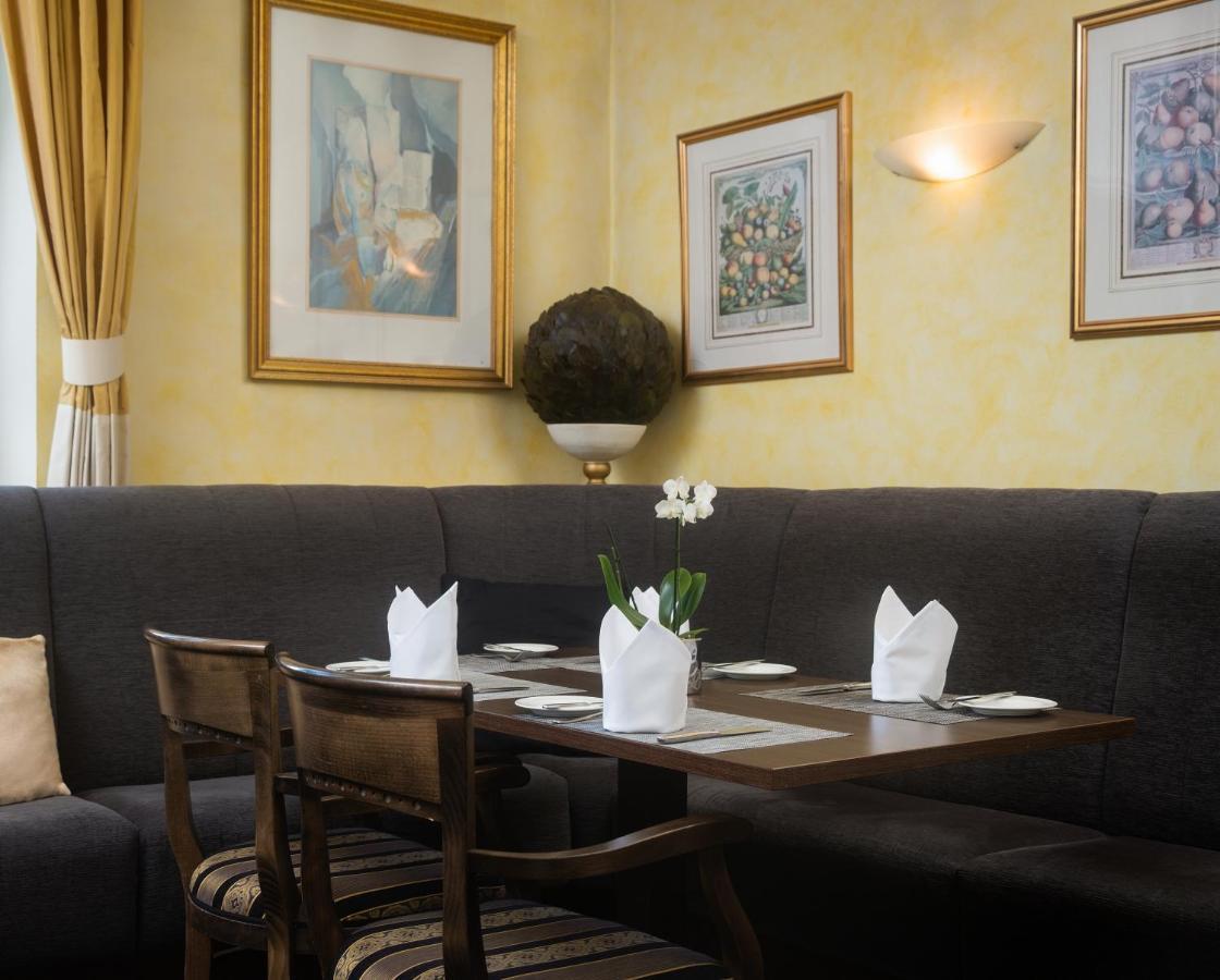 Parkhotel Am Taunus Оберурзель Экстерьер фото